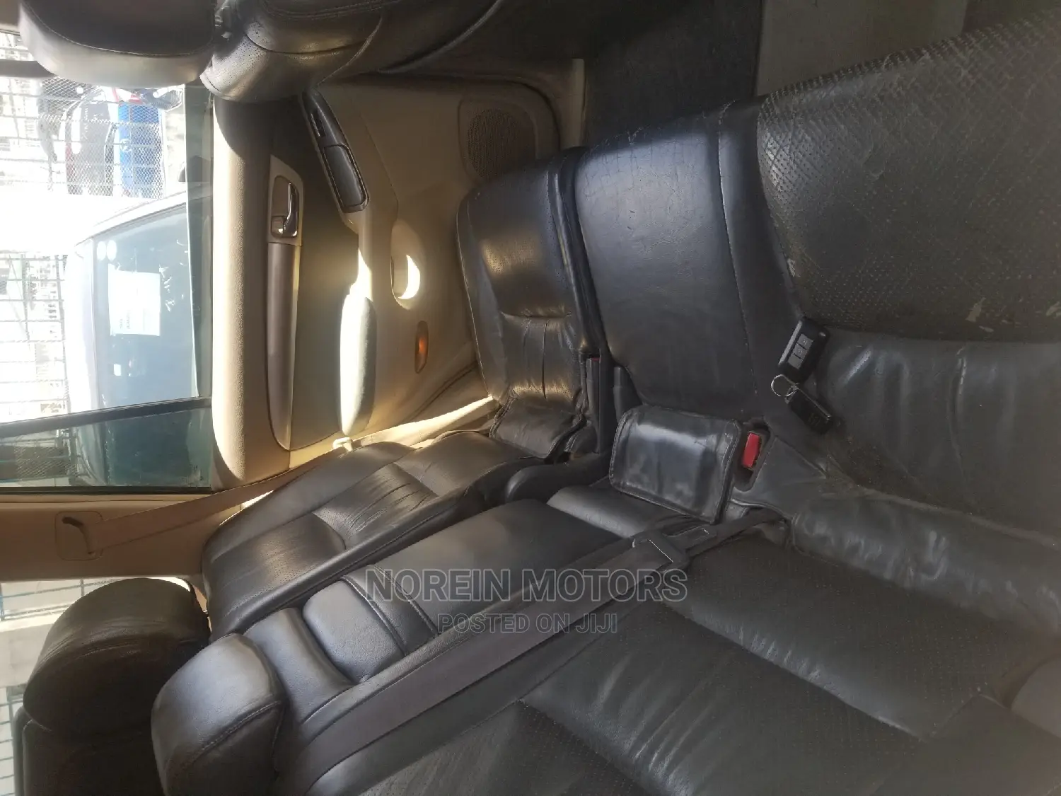 Toyota Land Cruiser Prado 2012 White