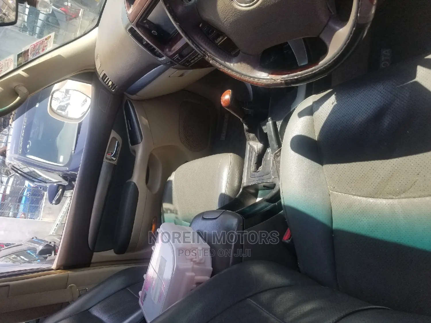 Toyota Land Cruiser Prado 2012 White