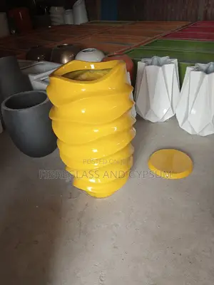 Big Tower Twist Fiberglass Flower Pots