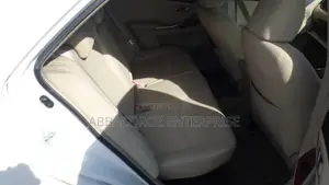 Toyota Premio 1.8 AWD 2015 White