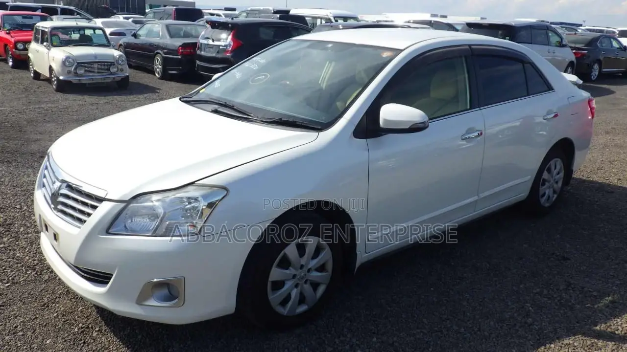 Toyota Premio 1.8 AWD 2015 White