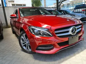 Mercedes-Benz C180 2015 Red