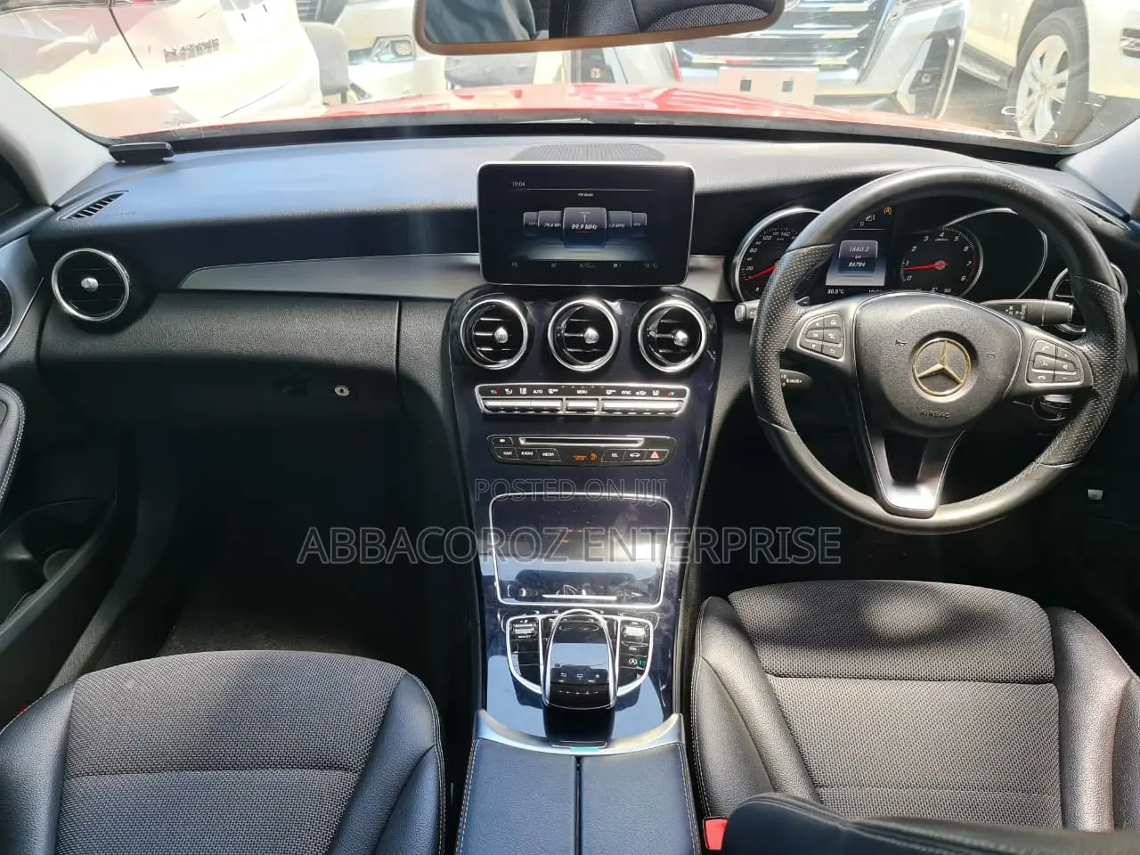 Mercedes-Benz C180 2015 Red