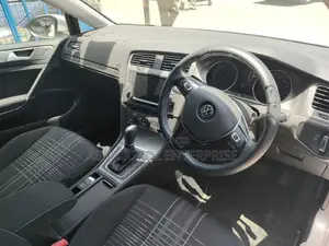Volkswagen Golf 2015 White