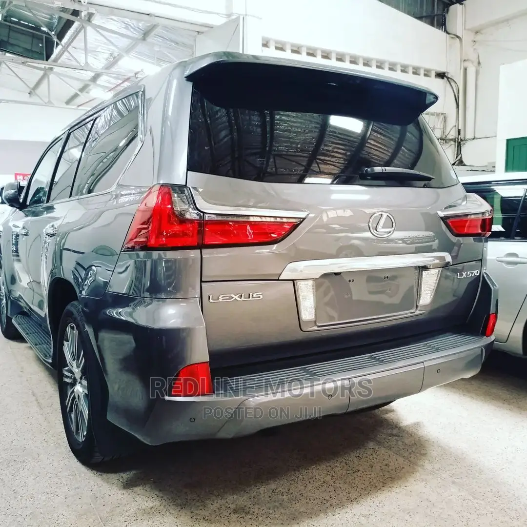 Lexus LX 570 AWD 2016 Gray