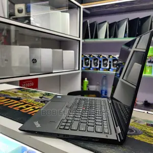 Laptop Lenovo IdeaPad L340 4GB Intel Core I5 HDD+SSD 500GB