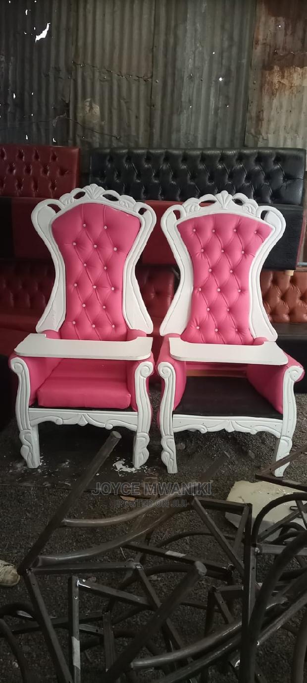 Manicure Chair - main view