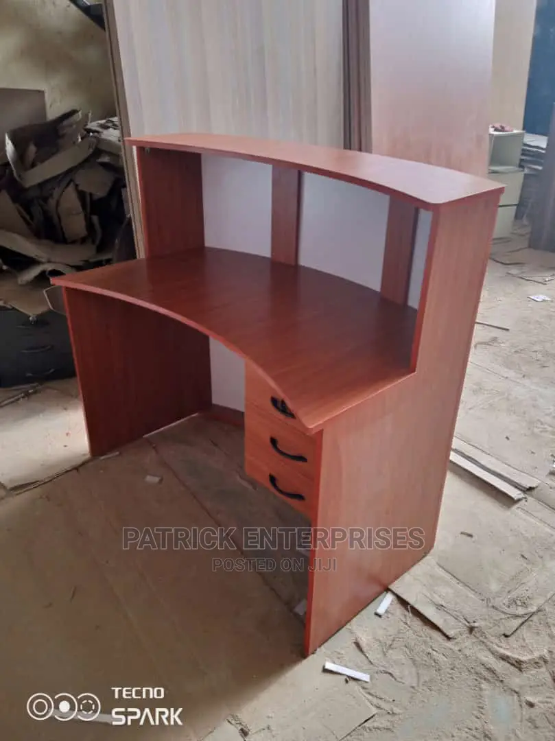Morden Reception Desk 1.4 Mtrs