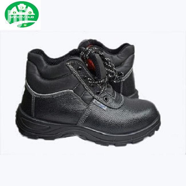 Safety Boots- Ce Approved