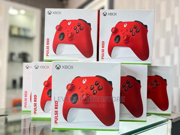 Xbox Series X|S [Pulse Red] Wireless Controller - New - main view