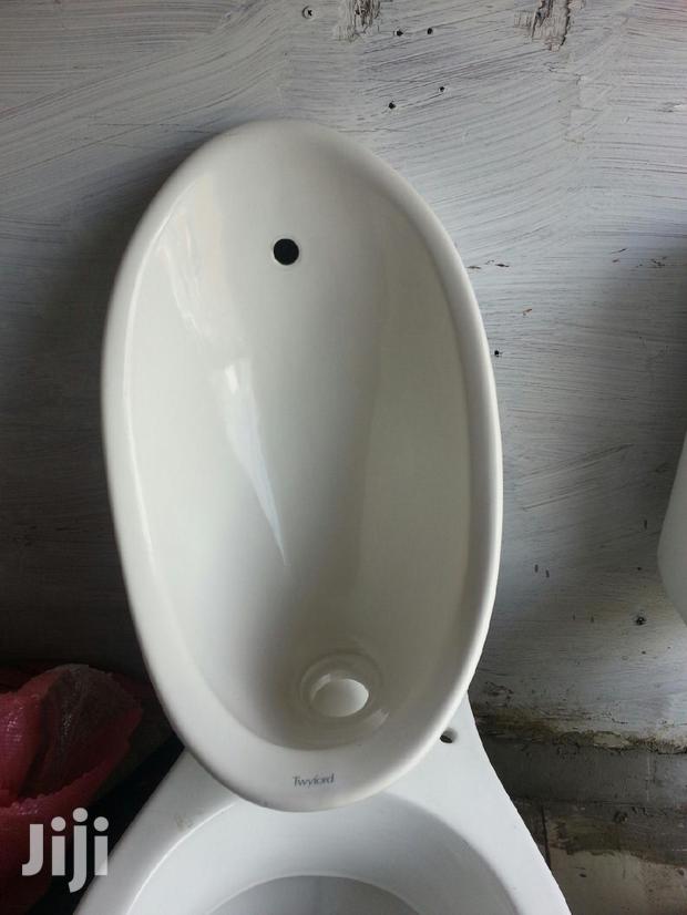 Urinals Bows