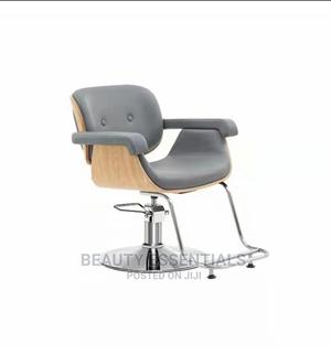 Wooden Styling Seat - thumbnail 2