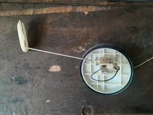 Nissan X-Trail Nt30 Fuel Tank Gauge Level Sensor.
