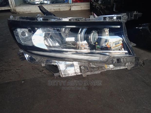 Prado 150 2018 Non Xenon Headlights - main view