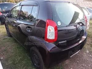 Toyota Passo 1.0 AWD 2015 Purple