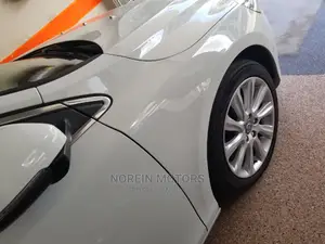 Volvo V40 T5 AWD 2015 White