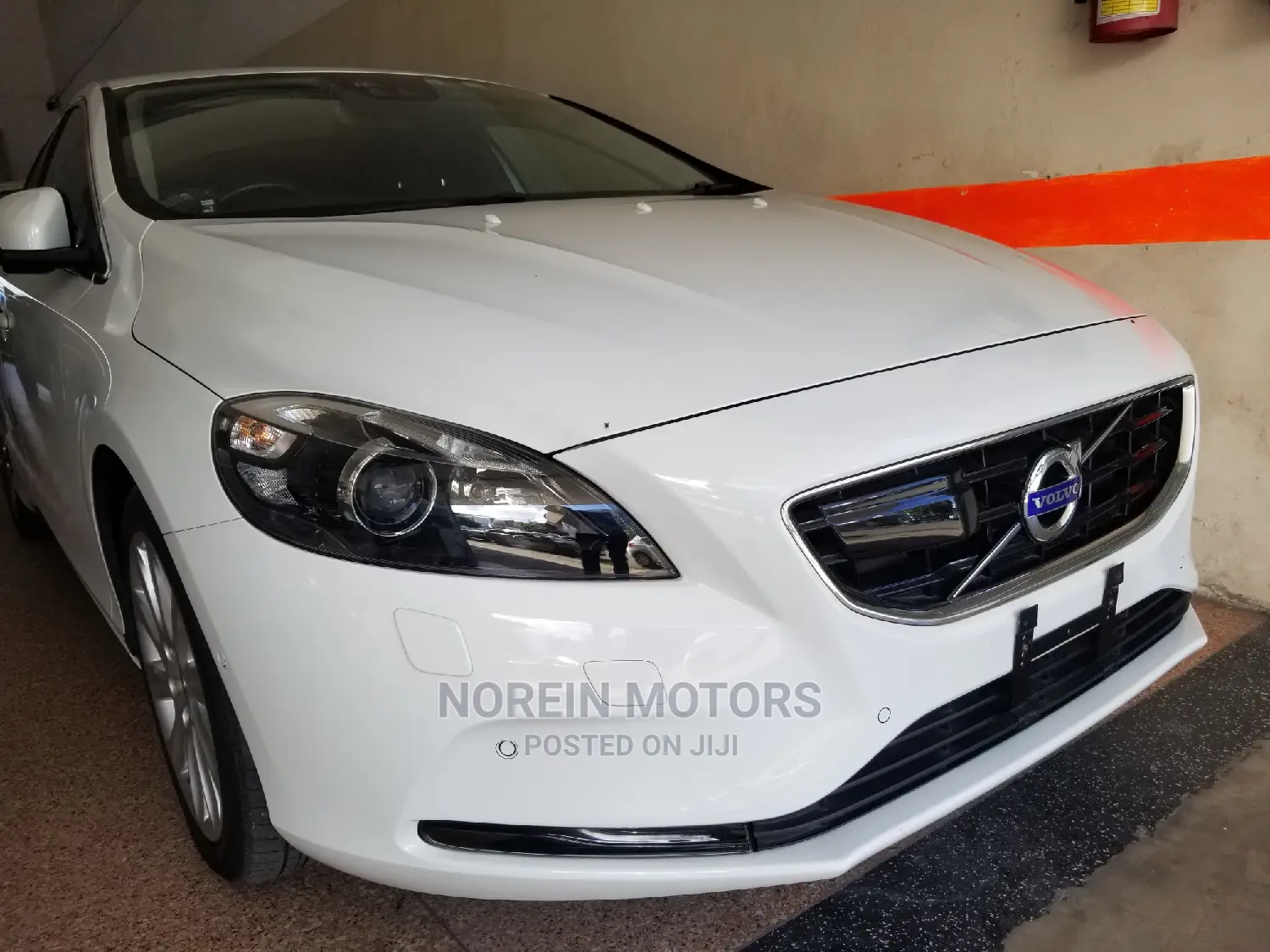 Volvo V40 T5 AWD 2015 White