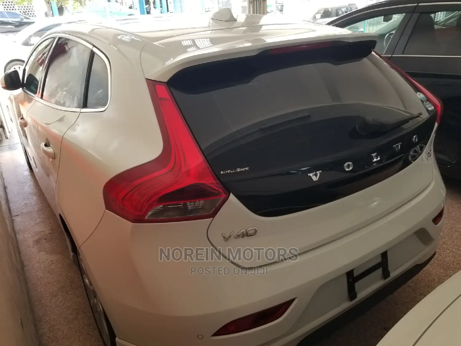 Volvo V40 T5 AWD 2015 White