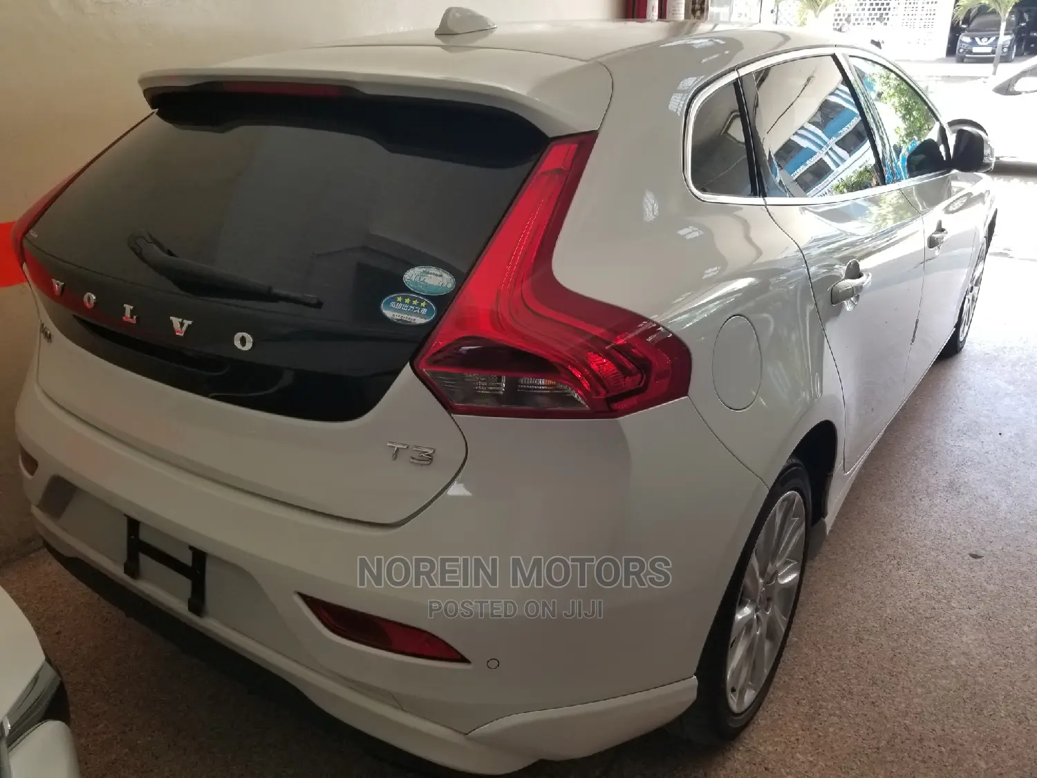 Volvo V40 T5 AWD 2015 White