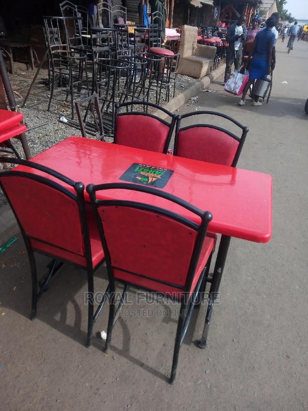 Restaurant Chair/Table - thumbnail 2