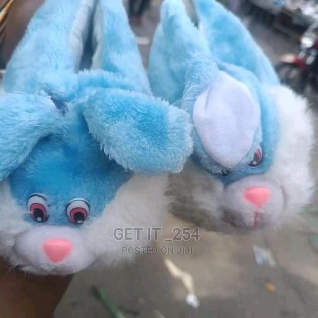 Comfy Indoor Wear - thumbnail 2