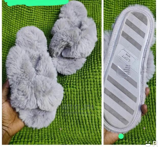 Comfy Indoor Wear - thumbnail 6