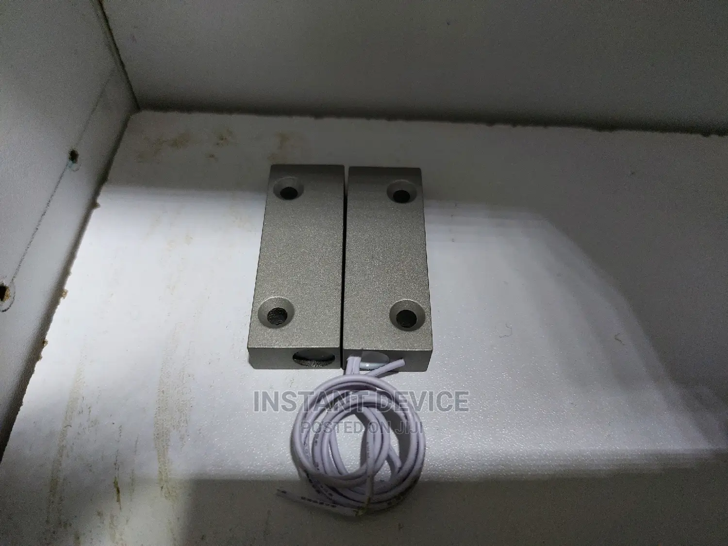 Magnetic Door Contact Sensors