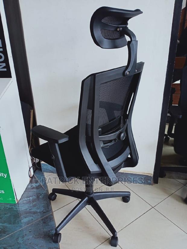 Morden Orthopedic Office Fabric Chairs - thumbnail 2