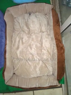 Cosy Imported Dog Beds for Cats and Dogs With Mattress