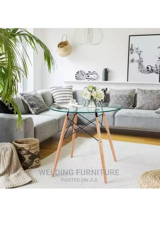 Eames Table. Dinning Table - main view