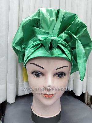 Comfy Knot Tied Satin Bonnet - thumbnail 2