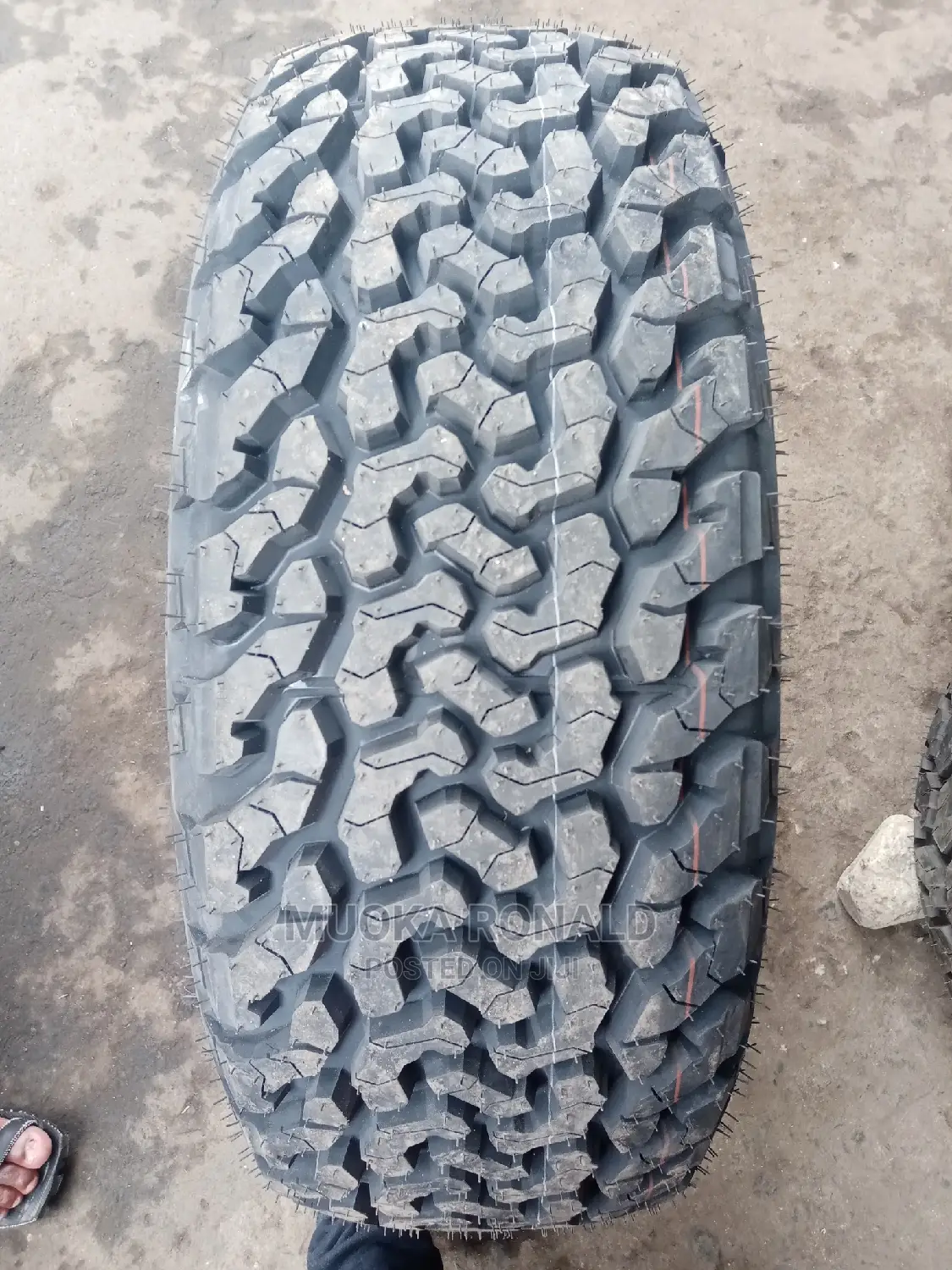 265/70r16 Maxtrec Tyre (A/T