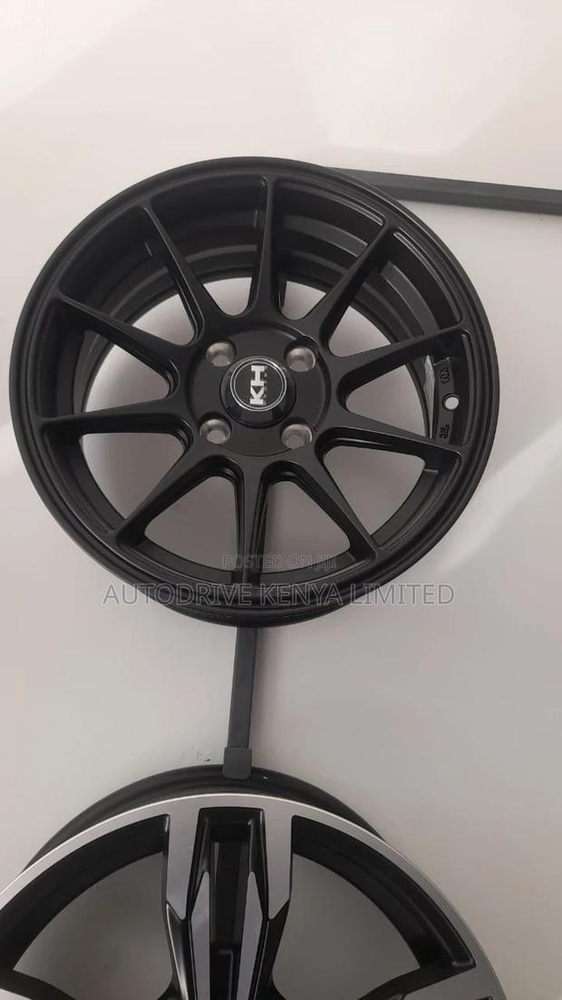 Size 15*4 Offset Black Rims