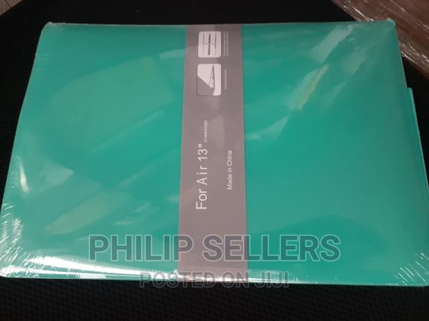 Logo Cut Out Case Hard Cover Macbook Pro M1