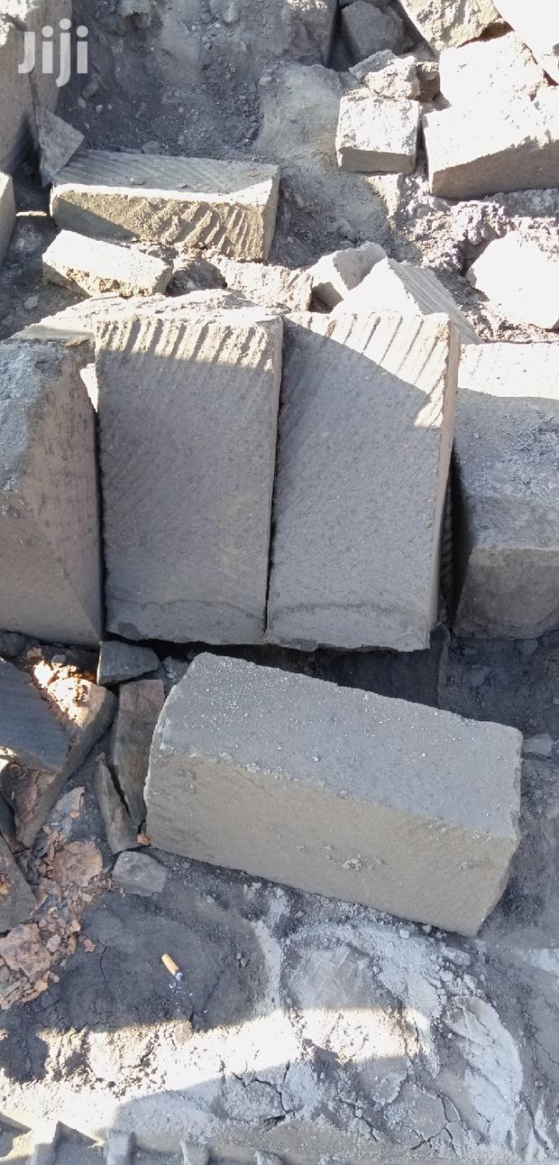 Machine Cut Stones - thumbnail 2