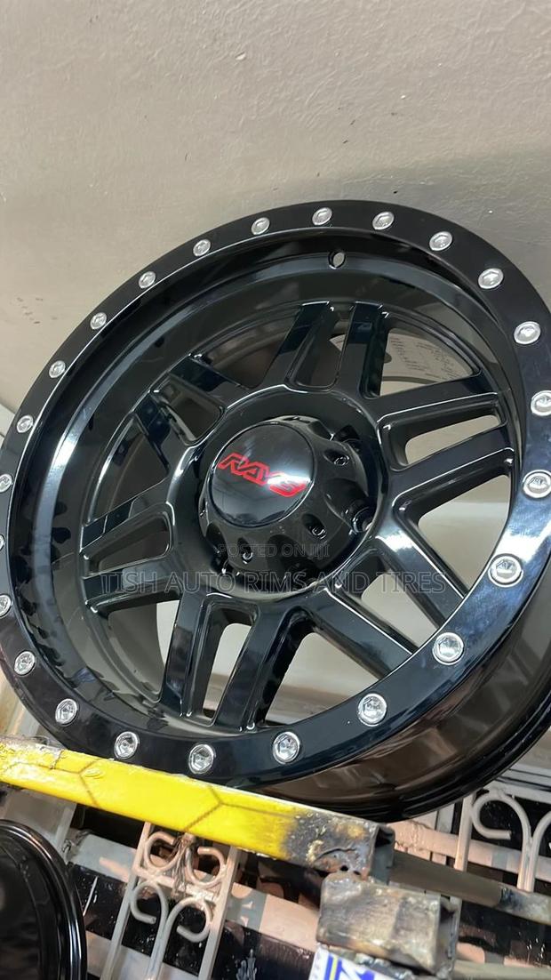 Size 17 Inches Alloy Wheels Set