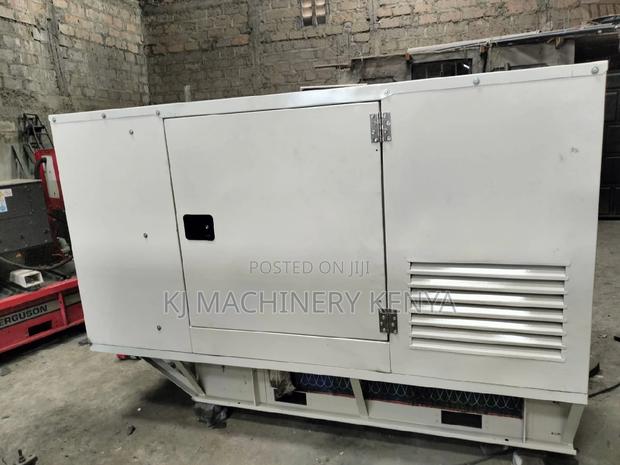 30kva Ex-Uk Perkins Generator on OFFER!  - thumbnail 7