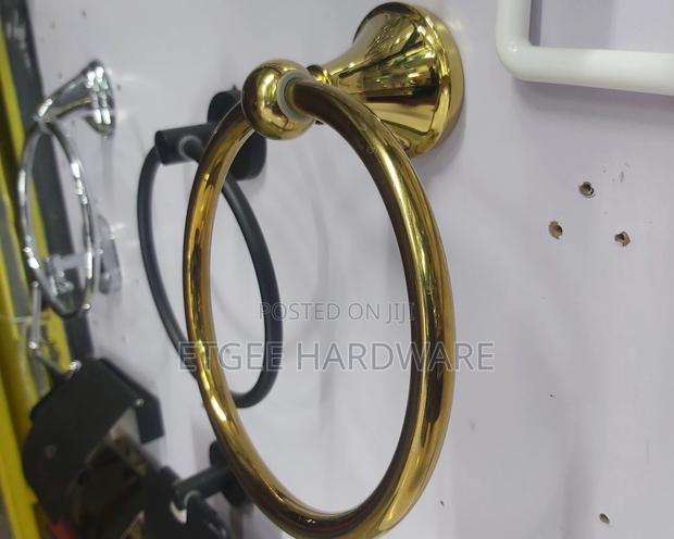 Gold Towel Ring Brimix