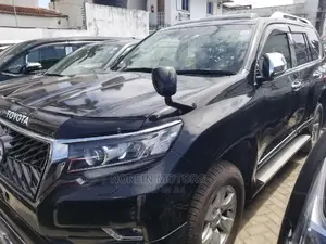 Toyota Land Cruiser Prado 2.8 D-4d 2016 Black