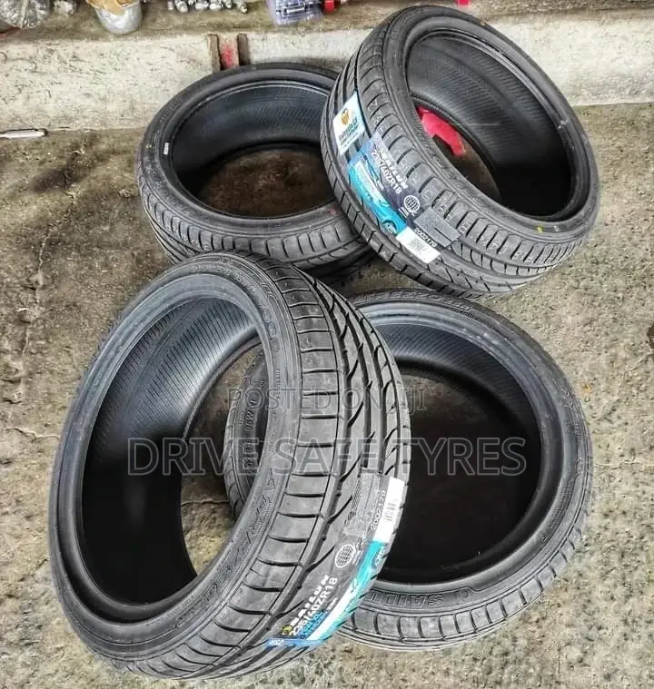 235/35 R19 Sailun Tyre (China)