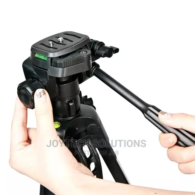 3560 Camera Stand/Smart Phone Tripod