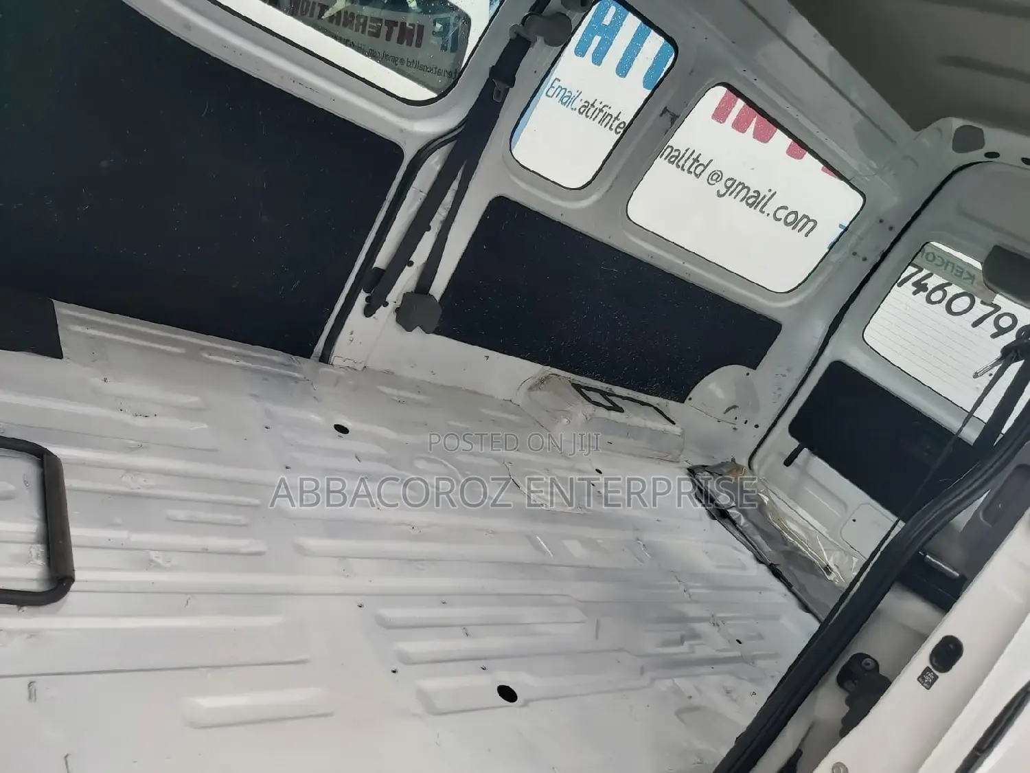 Nissan Caravan (Urvan) 2015 White