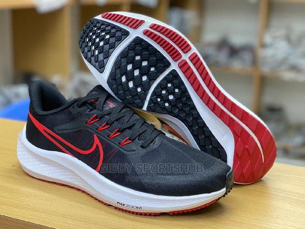 Pegasus 39 Running Shoe - thumbnail 2