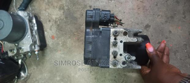 Abs Pumps for Crown 2008-2010 - thumbnail 2