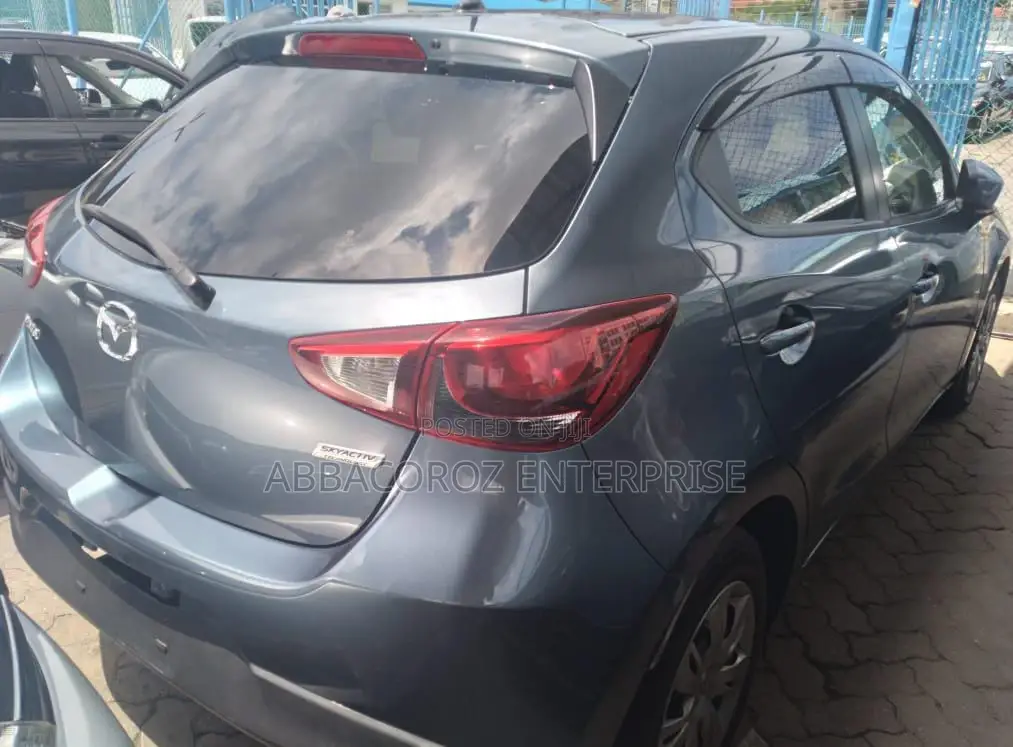 Mazda Demio 2015 Blue