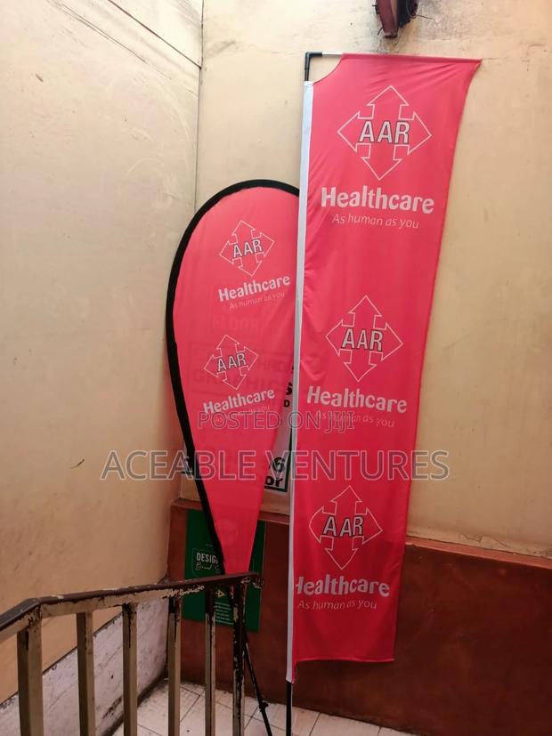 Teardrop and Telescopic Flags - main view