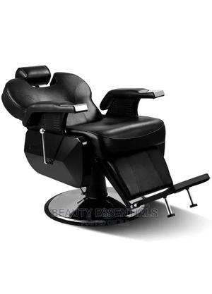 Jumbo Black Barber Seat - thumbnail 2