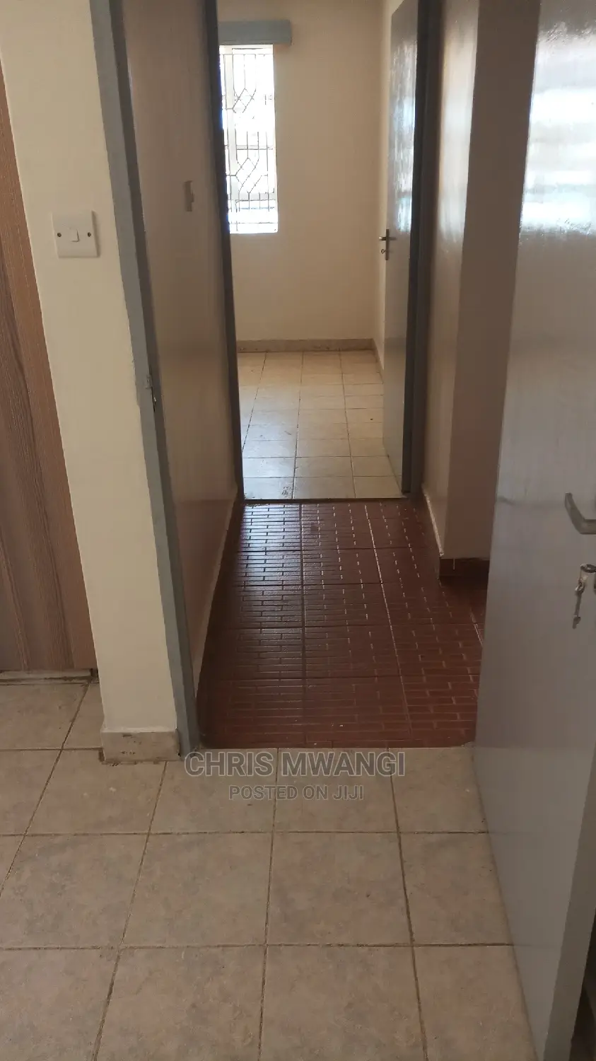2bdrm Block of Flats in Trm Drive, Roysambu for Sale