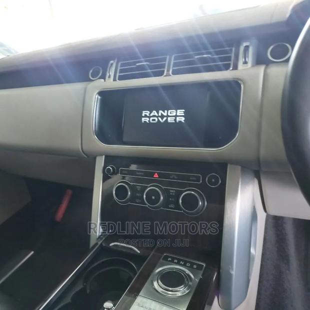 Land Rover Range Rover Vogue 2016 Gray - thumbnail 2