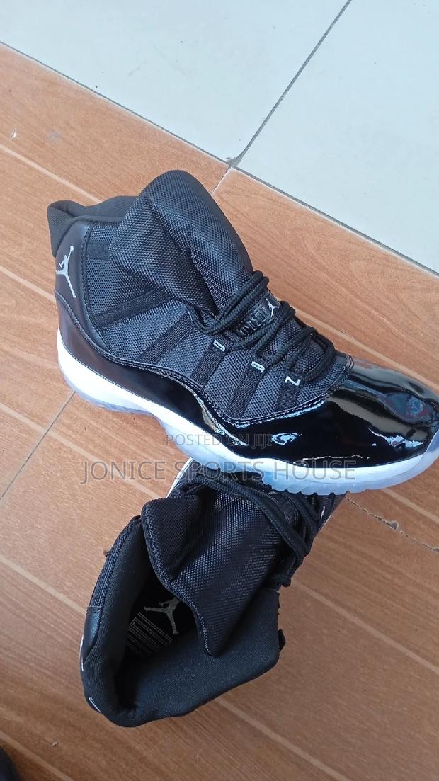 Tiempo Sport Shoes - thumbnail 3